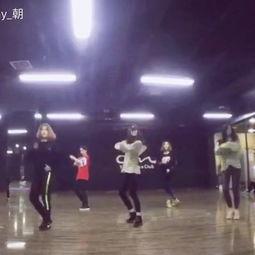 短发舞蹈视频,跟随短视频领略舞蹈风采